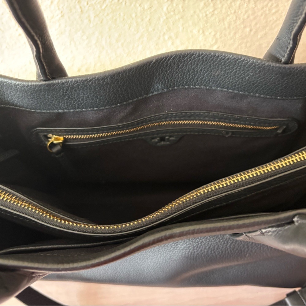 Tory Burch Gemini Link Black Tote Shoulder Bag Buckle is missing - Picture 5 of 9